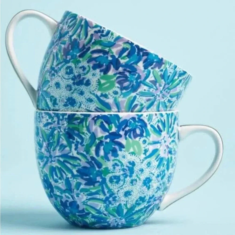 Lilly Pulitzer ceramic mugs set of 2, new in box - Picture 2 of 4